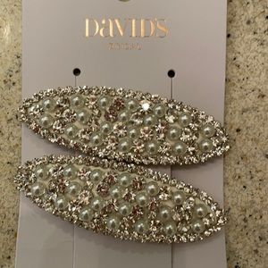 Hair clips